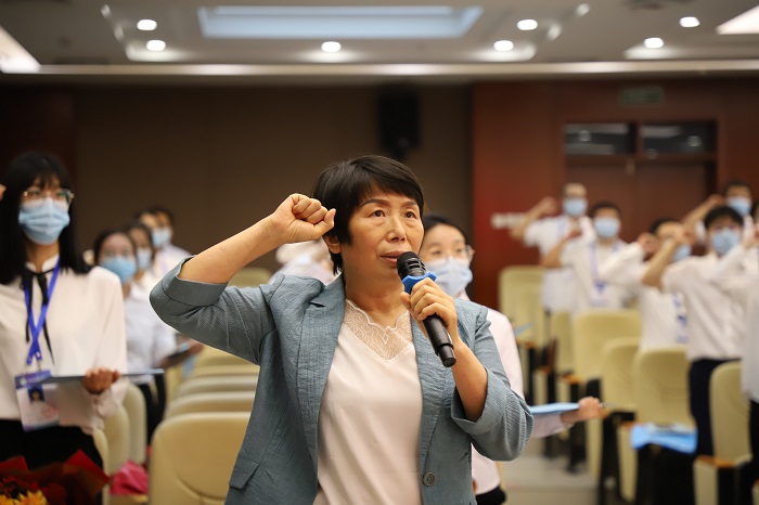 2022年河北省师德标兵高永芹.jpg 2022年河北省师德标兵高永芹.jpg